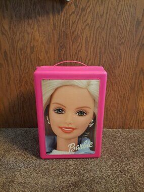 Vintage 2000 Mattel Barbie doll trunk ,plastic carrying case